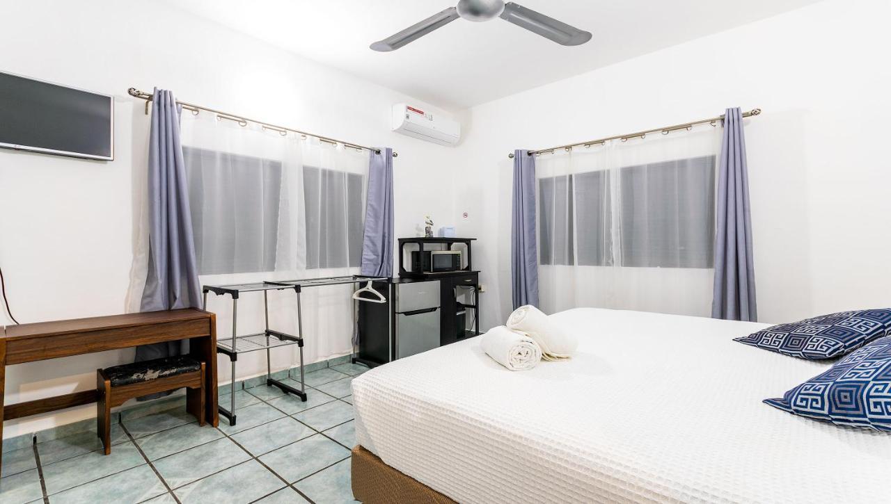 Vacation - Upper Floor At Casa Cocoa Apartment *
